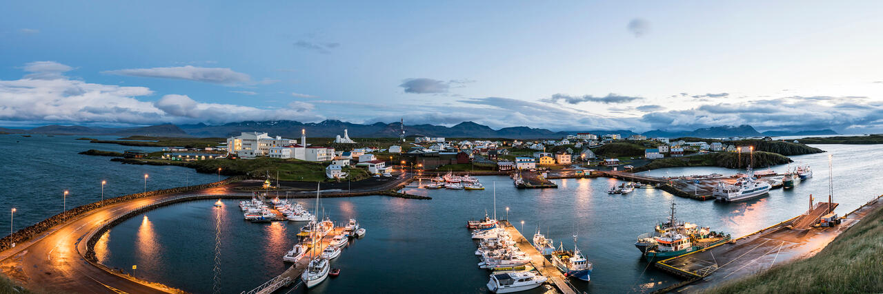Stykkisholmer at Dusk