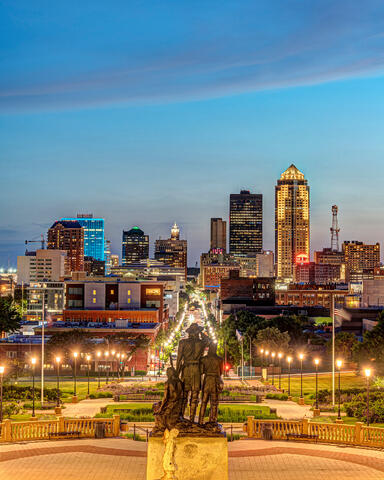 Des Moines from the State Capitol (portrait)