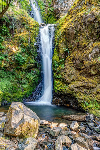 Starvation Creek Falls