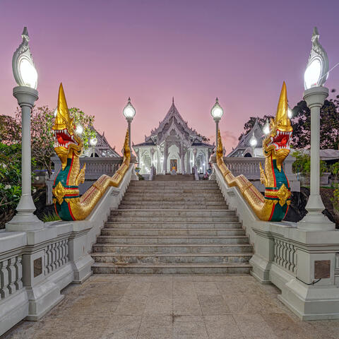 Ubosot Wat Kaeo Korawaram