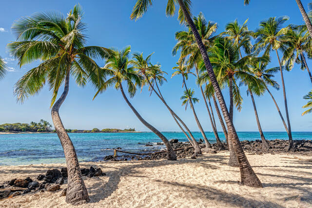 Mahai'ula Beach