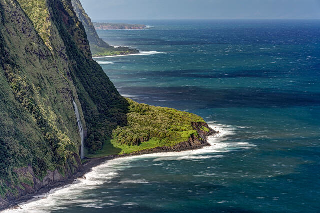 Waipi'o Valley Lookout