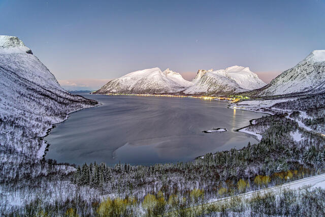 Bergsbotn at Night