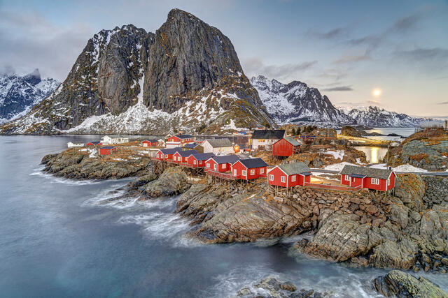 Hamnoy at Night