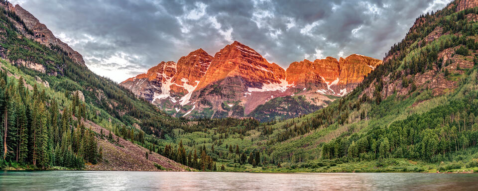 Stormy Sunrise at the Maroon Bells