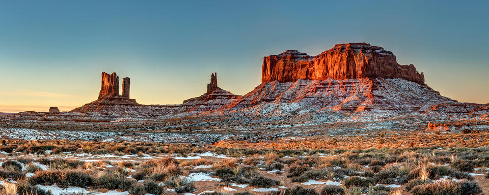 Snowy Sunrise near Monument Valley