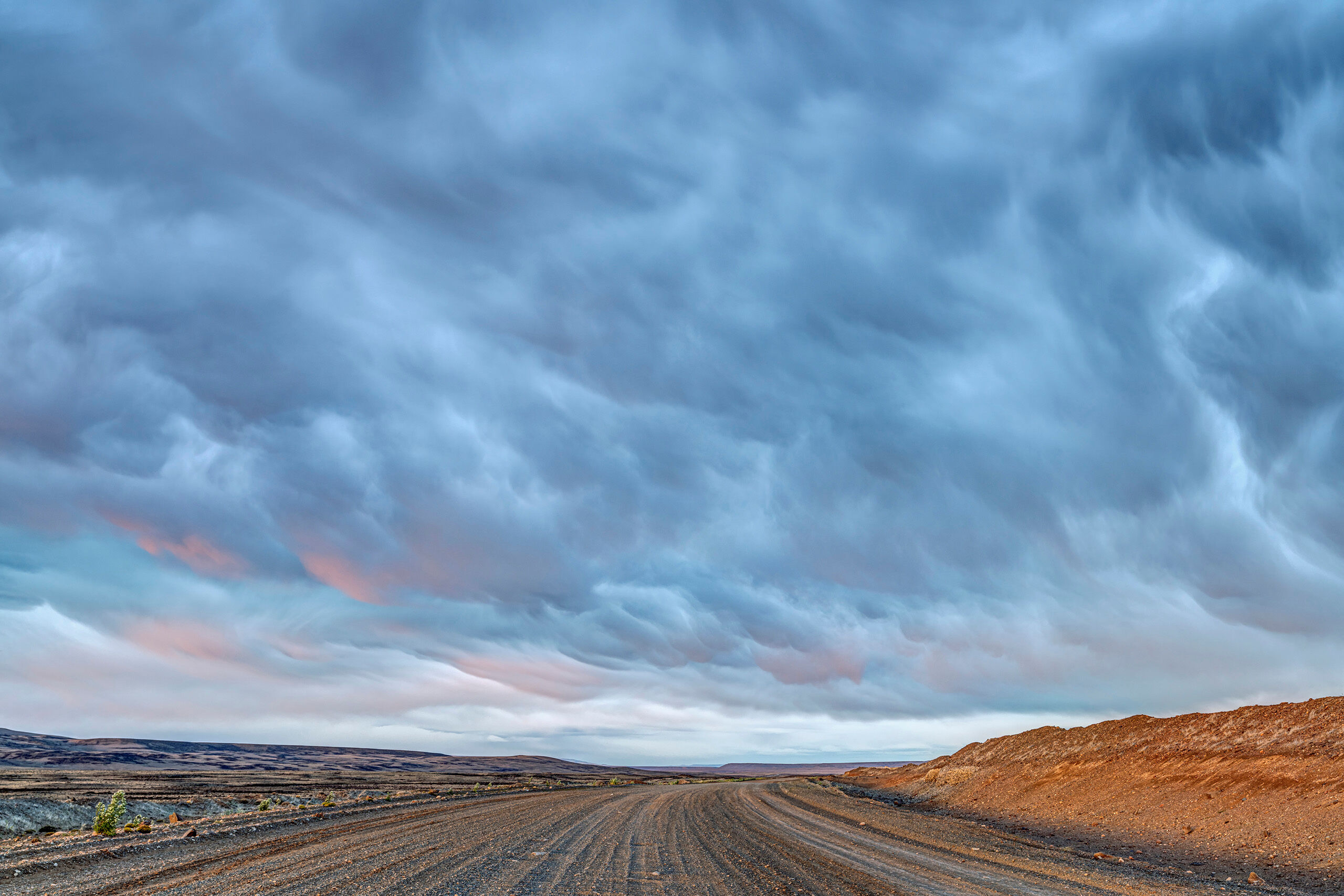 Worst Road, Best Clouds I spent almost a month in Patagonia in late 2019 and early 2020, and most of that time was spent in Chile, as opposed to Argentina...