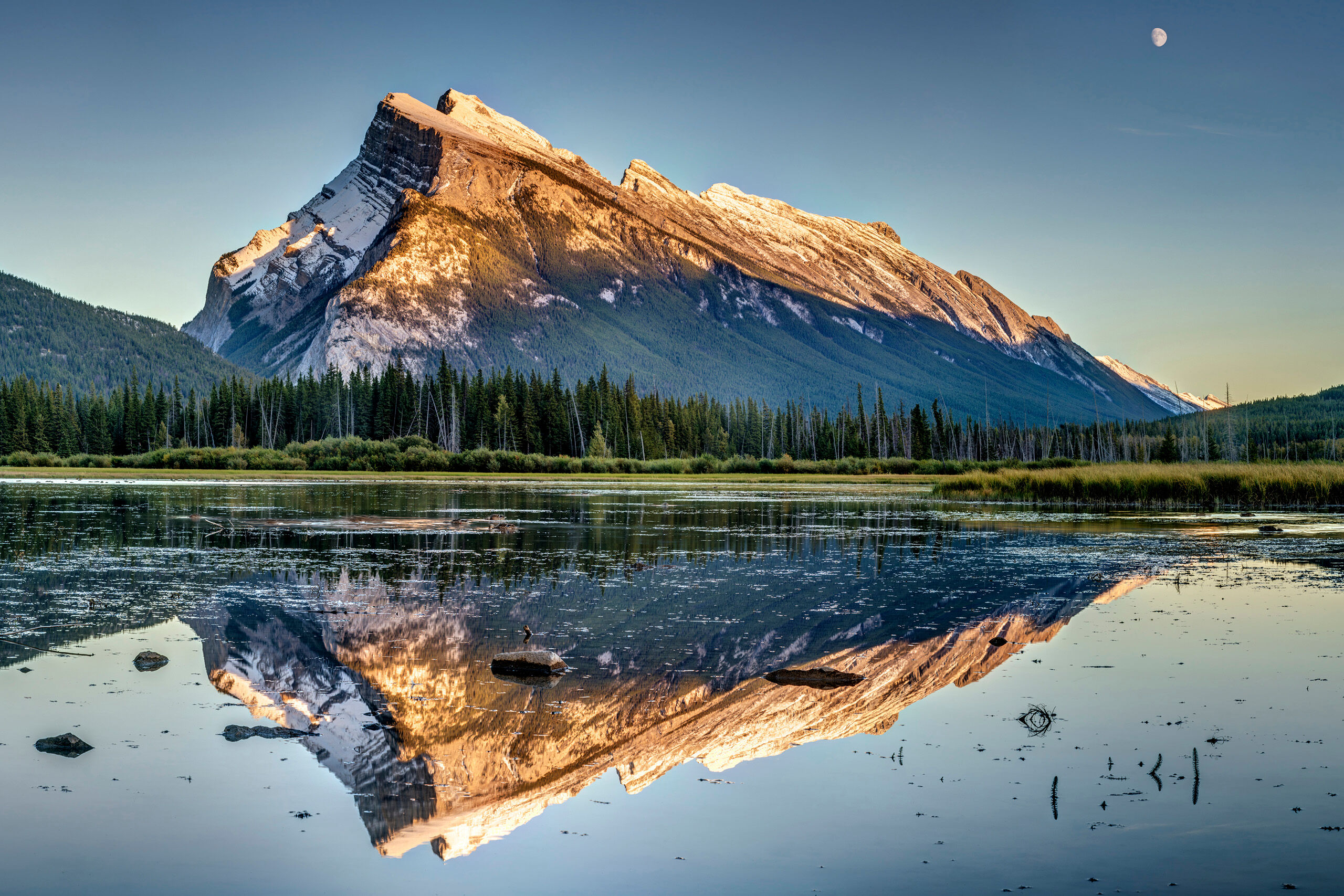 Sunset Reflection at Mount Rundle I spent several evenings on the shore of Vermillion Lake, just outside of Banff, Alberta, hoping to get a great sunset shot....