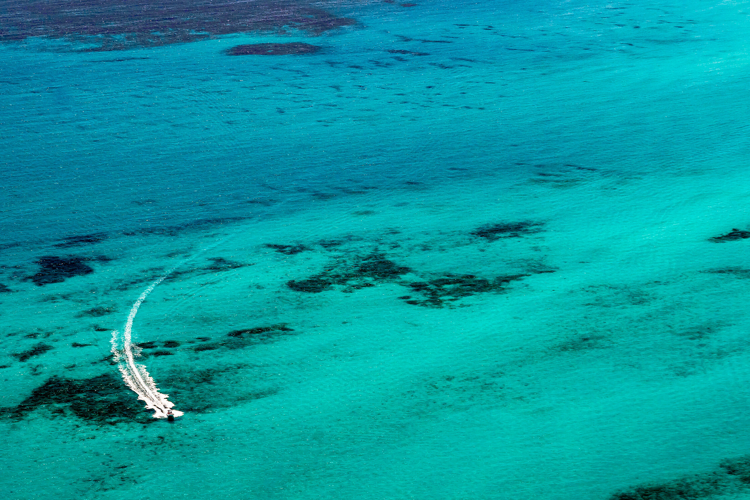 Relaxing Ride in the Keys I went on a scenic flight in the Florida Keys in February, 2017, and was fortunate enough to have perfect weather for the flight...