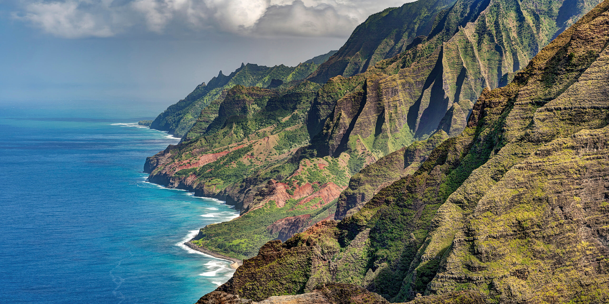 Na Pali Ground access to Kaua'i's spectacular Na Pali Coast is limited and difficult in the best of times, but when I visited the island...