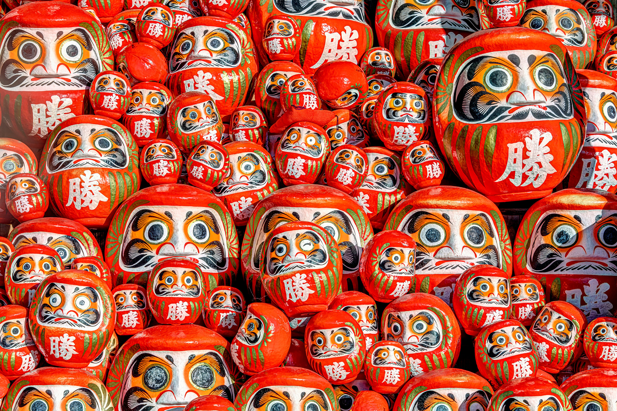 Darumas Asia, Japan, Japanese, travel, history, culture, Katsuoji, temple, Katsuoji temple, daruma, luck, red, white, black