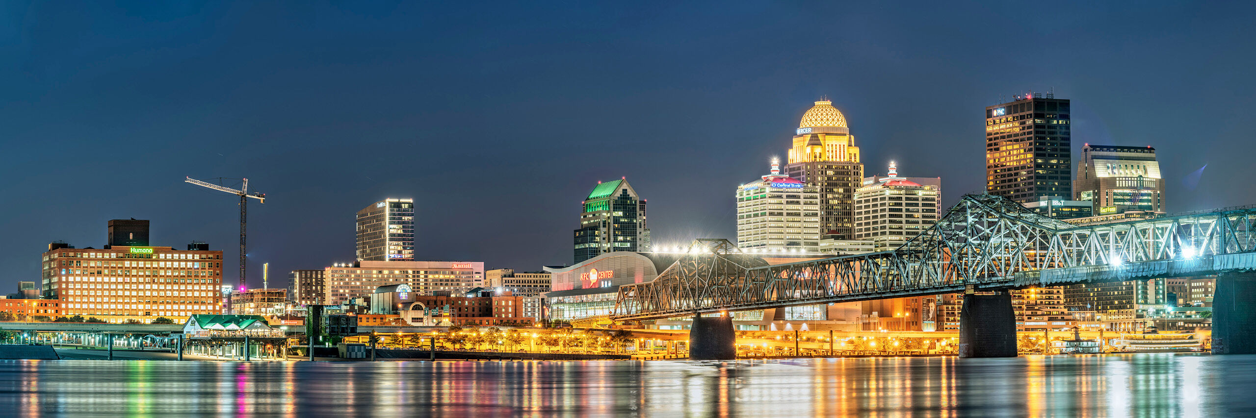Louisville Panorama 2018 In the fall of 2019, I did a quick tour of Eastern states and midwest cities, in an attempt to diversify my photography portfolio...
