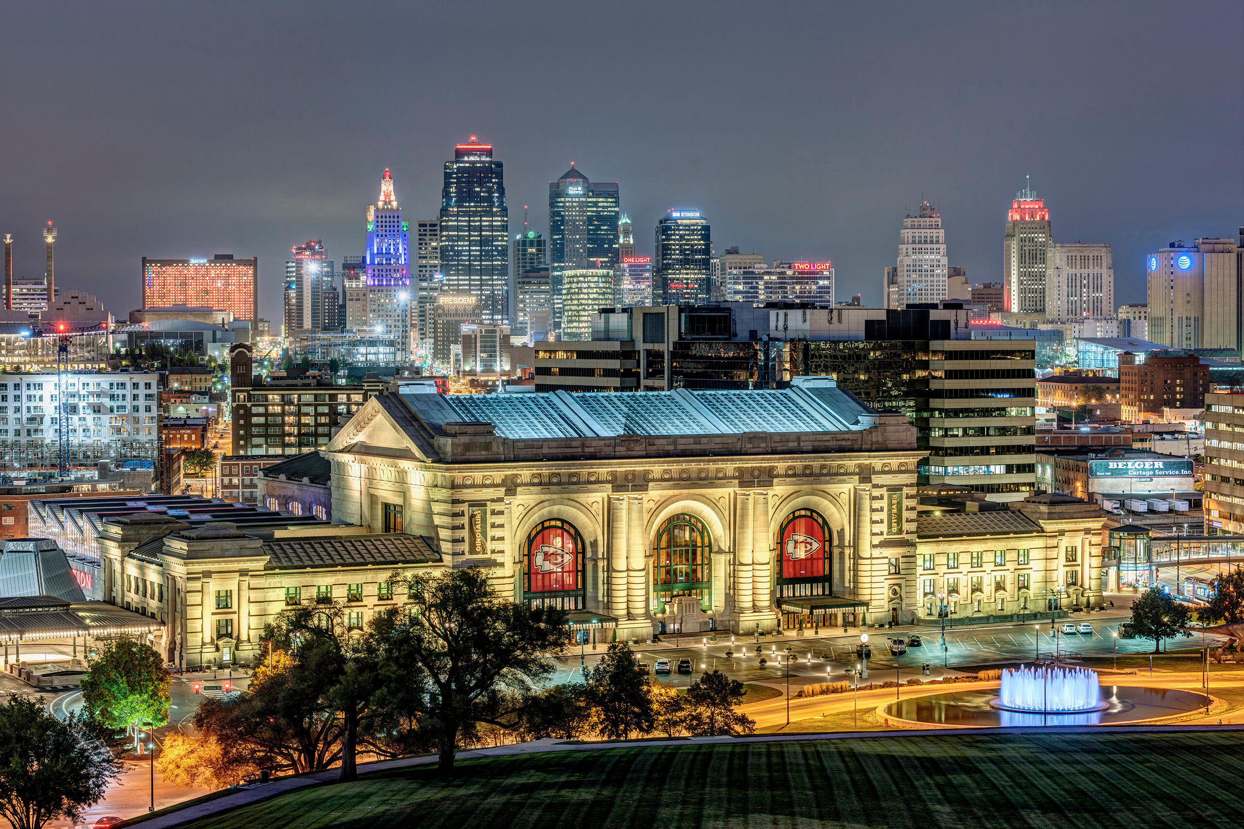 Kansas City 2018 During the fall of 2018, I did a quick tour of cities on the East Coast, and the Midwest. One of the cities I was fortunate enough...