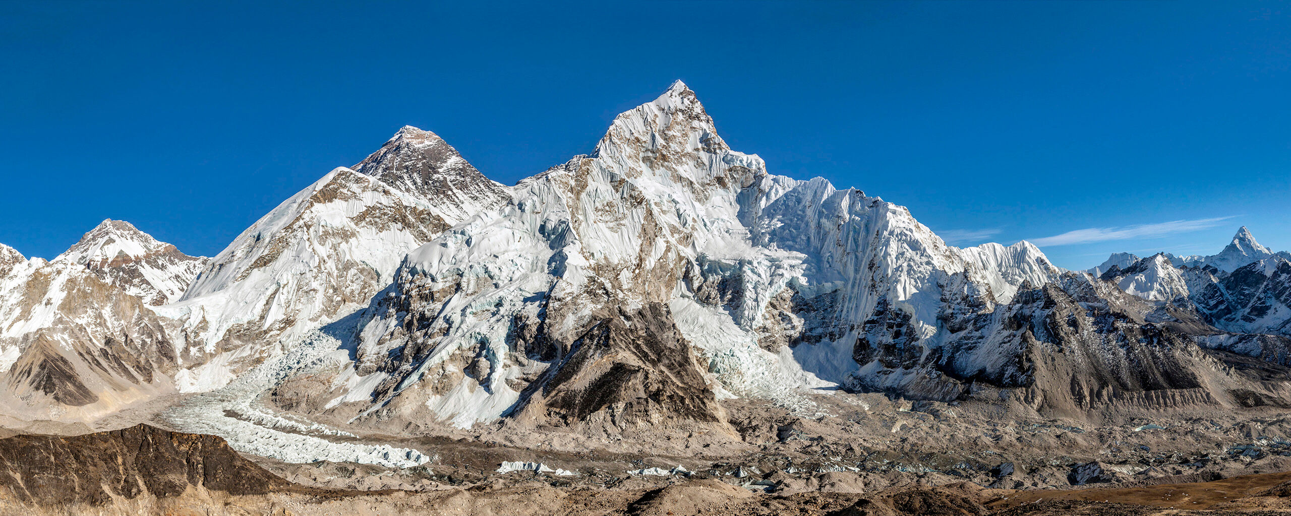 Everest from Kala Patthar Kala Patthar, which translates to 'black rock,' would be an unknown mountain, were it not for the view it affords of Mt. Everest...