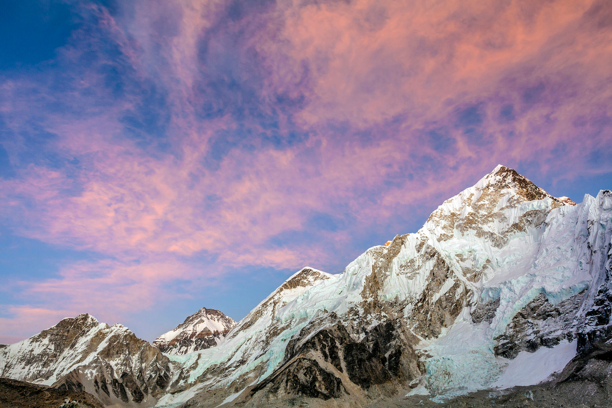 Gorak Shep Sunset 2 Gorak Shep is the last stop most casual trekkers make before reaching Everest Base Camp. The "village," which consisted of 3...