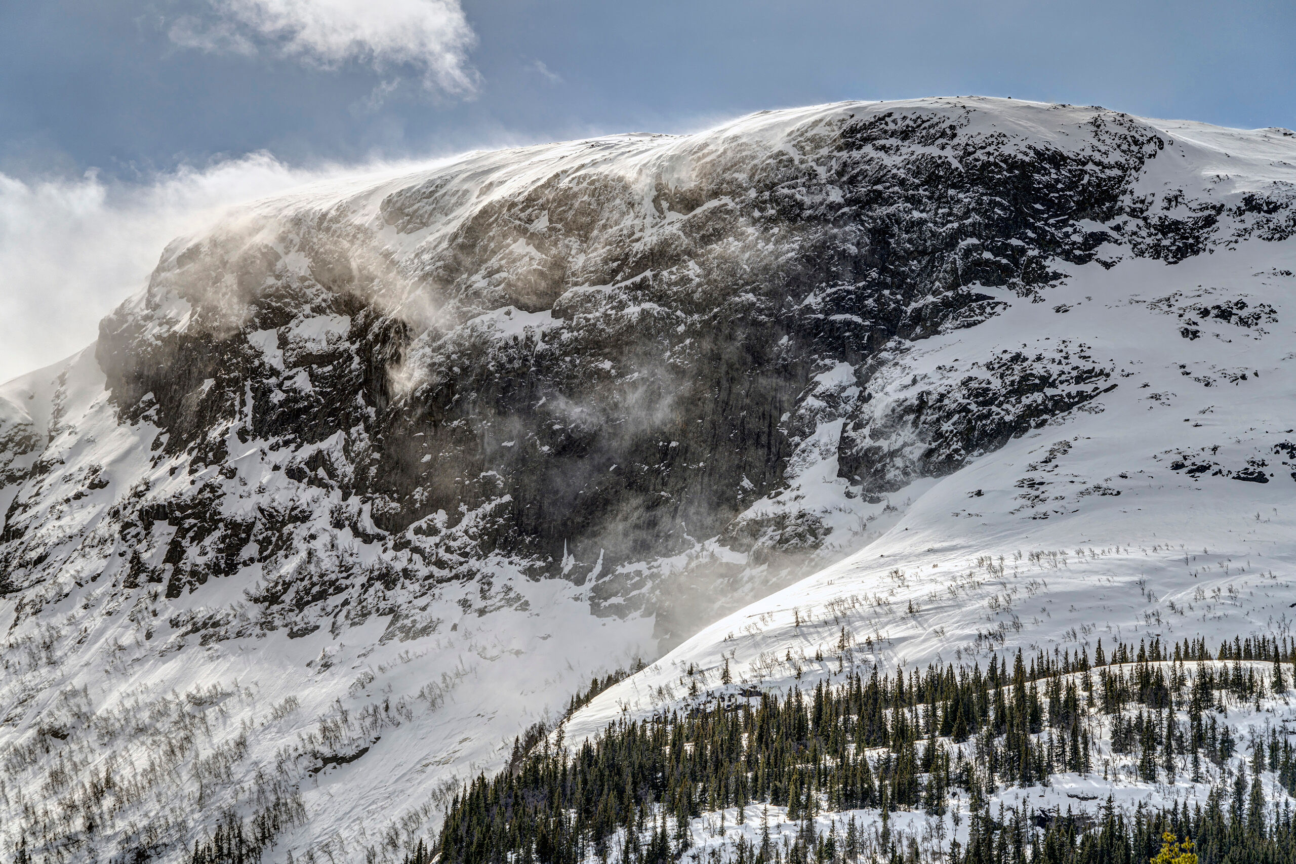 Mountains of Hemsedal During a bus ride from Oslo to Flan, Norway, I stopped in the cute little ski town of Hemsedal, where I was able to snap this...