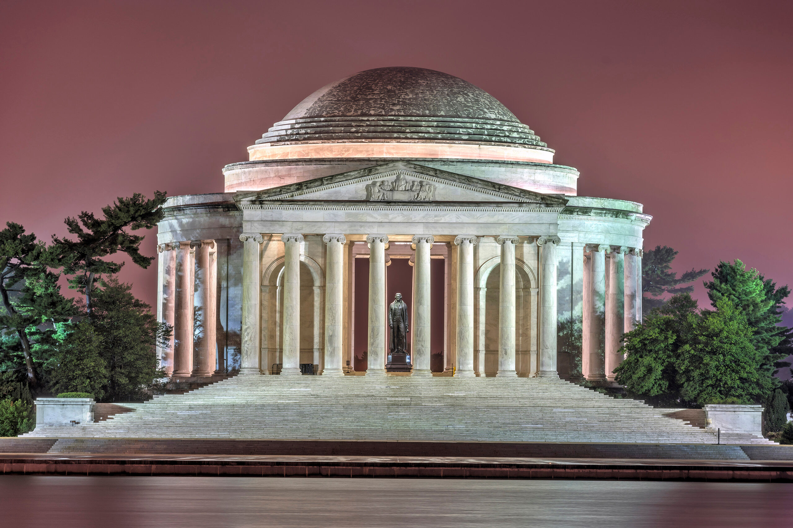 The Jefferson Memorial I visited a bunch of big, American cities on a whirlwind tour of the northeast and Midwest United States, during the fall of...